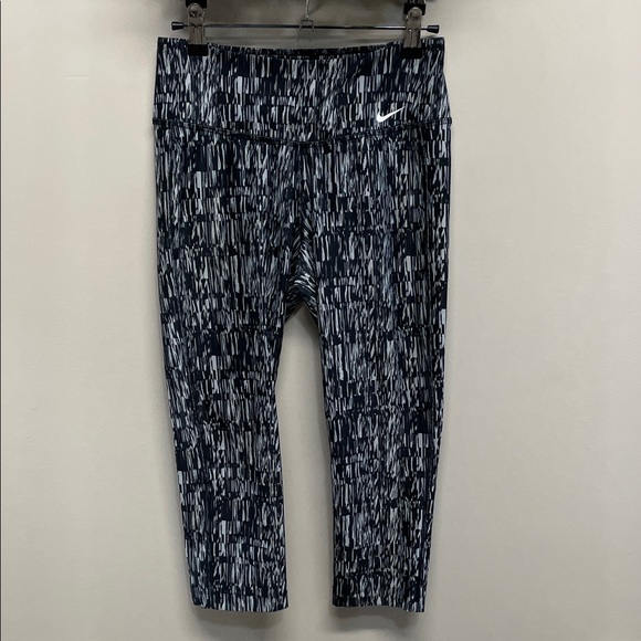 Nike Power Play Screen Printed Capri Crop Leggings Training Pants XS - Picture 1 of 16